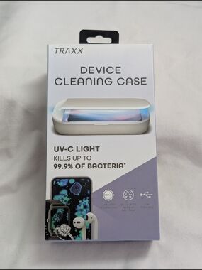 Traxx White Device Cleaning Case with UV-C Light